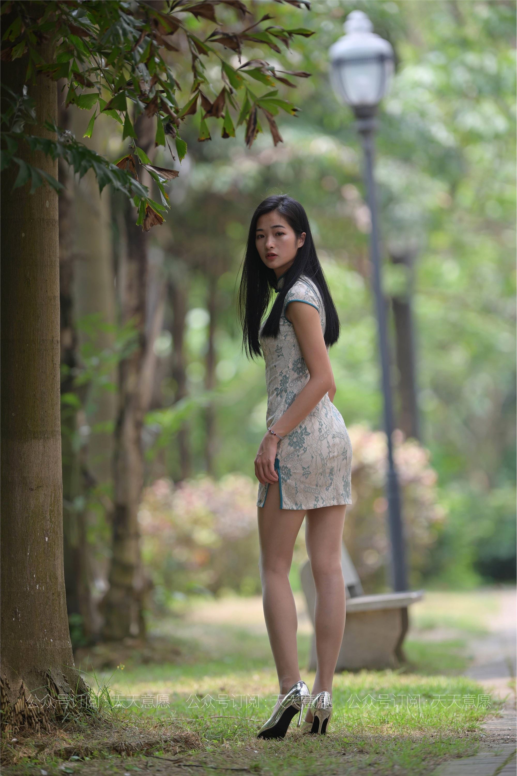 Model: Ning Ning, Green Shade Cheongsam Show